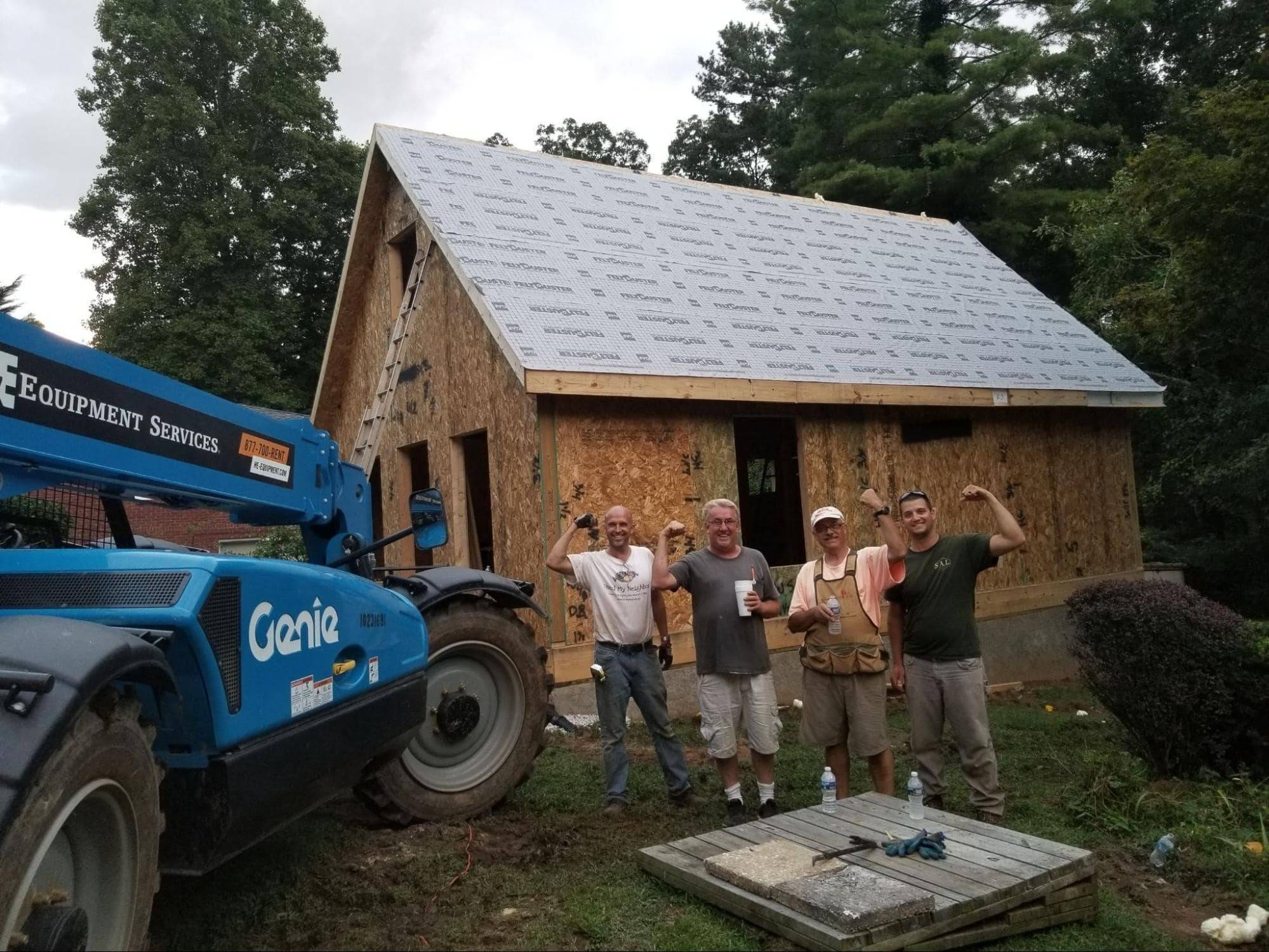 MSH 20180819 outdoors construction WIP side view vechicle equipment people group shot PX min