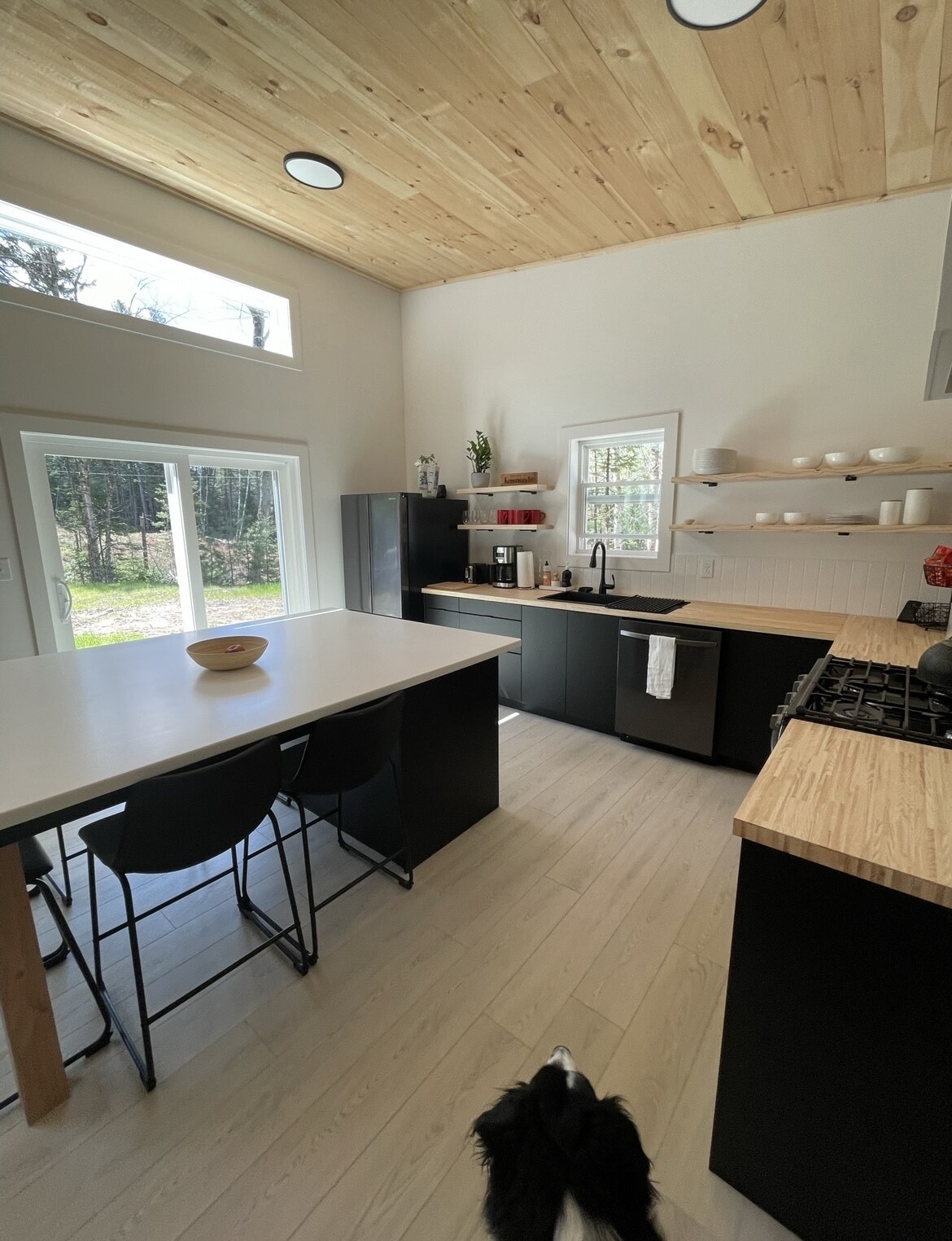 MSH Customer Builds New Hampshire Modern Kitchen