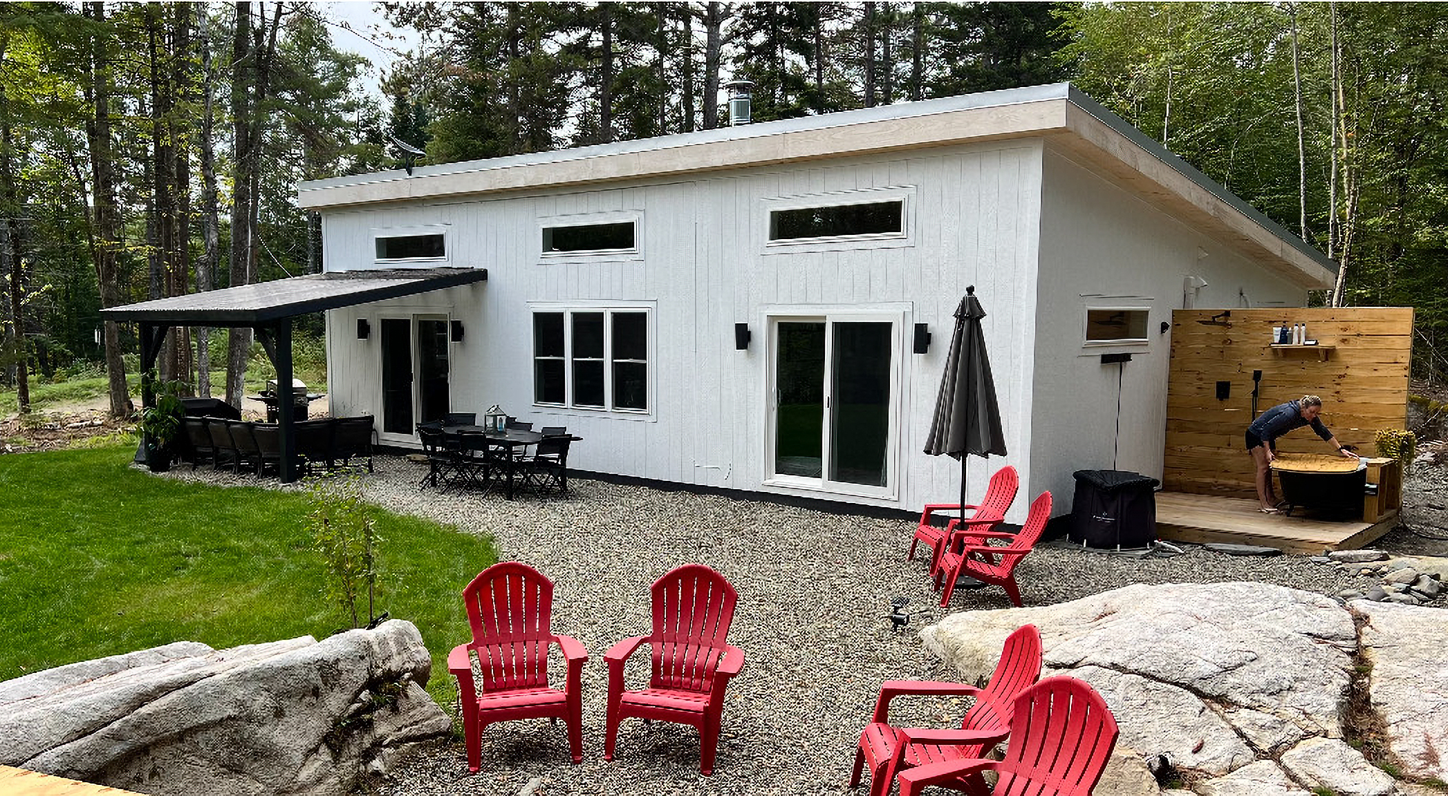 MSH Customer Builds New Hampshire Modern Wide Front