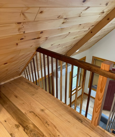 Photo of Yorktown Heights cottage from the loft